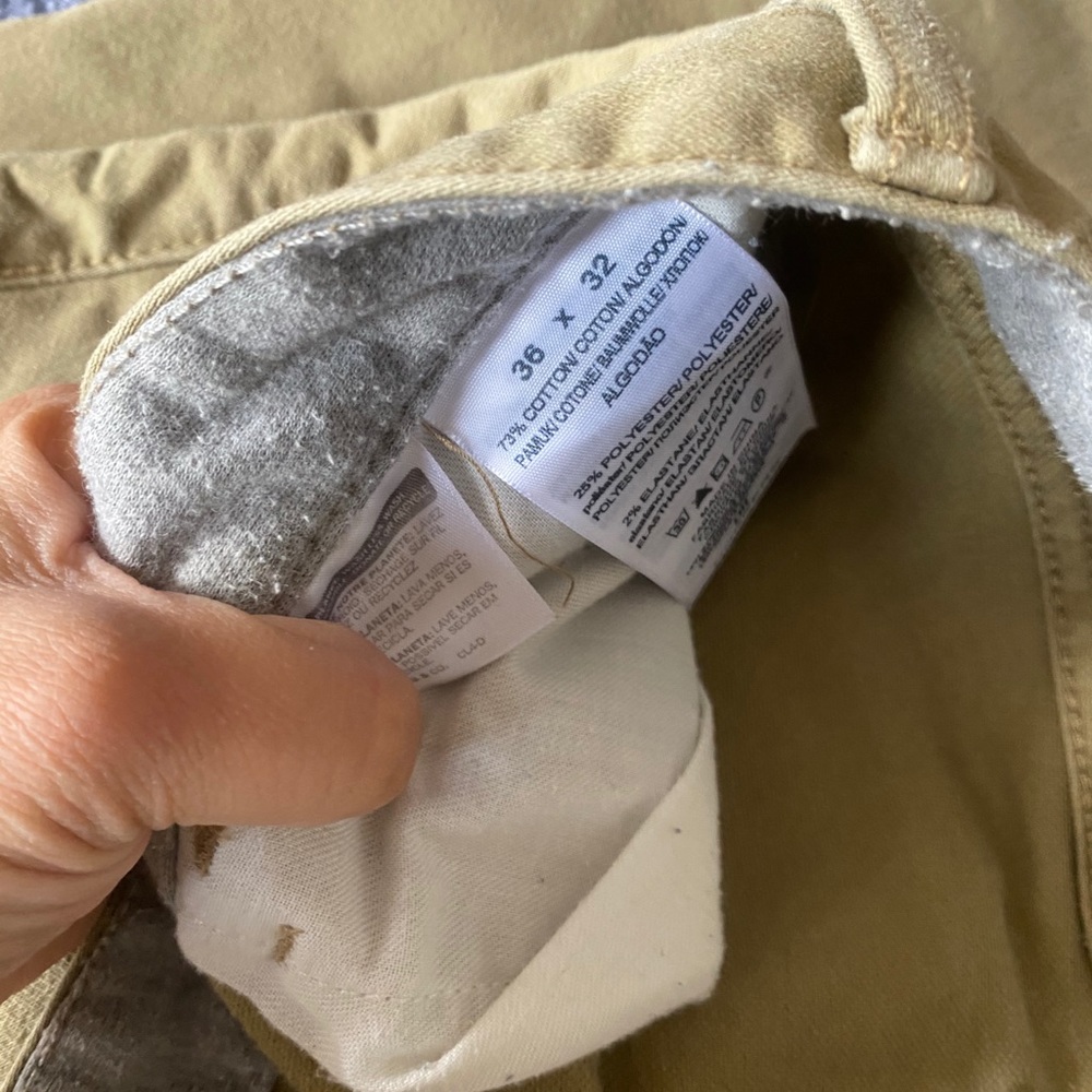 Men’s Dockers Straight Fit Khakis - Picture 3 of 4